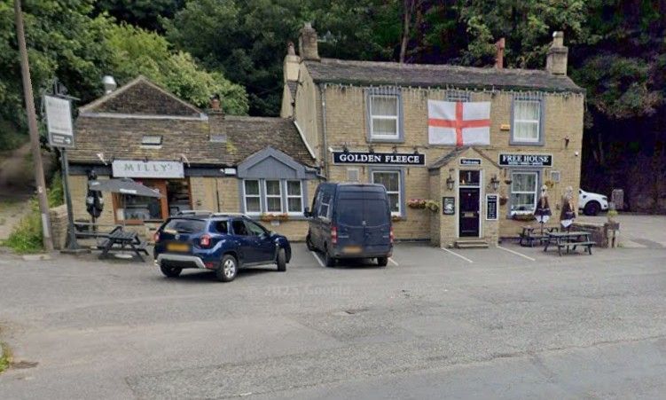 Street view of the Golden Fleece Pub in Berry Brow. Airport Taxi Huddersfield.